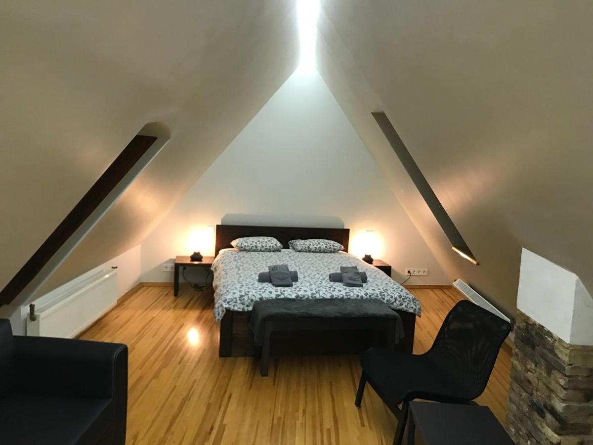 Апартаменты Doma Square Penthouse, In The Heart Of Old Town Рига Экстерьер фото