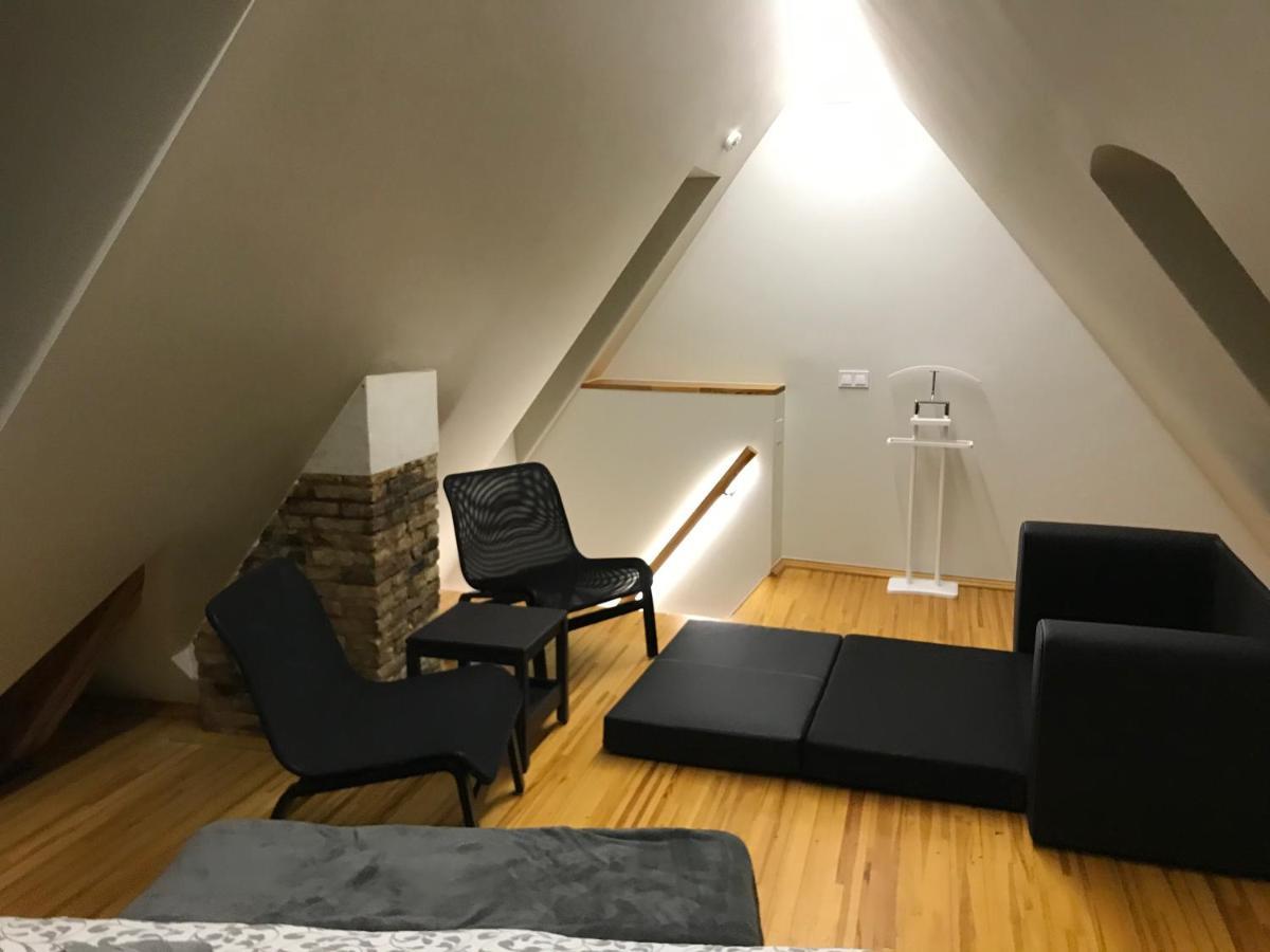 Апартаменты Doma Square Penthouse, In The Heart Of Old Town Рига Экстерьер фото