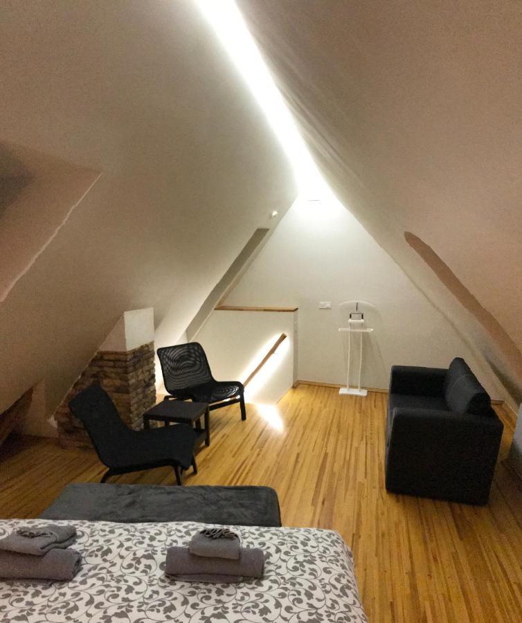 Апартаменты Doma Square Penthouse, In The Heart Of Old Town Рига Экстерьер фото